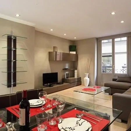 Appartamento Plaza Reina