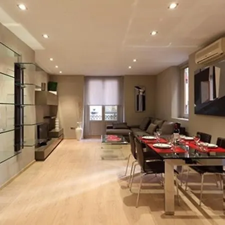 Daire Flatsforyou Plaza Reina *